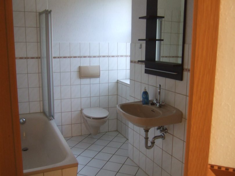 Bad mit Wanne